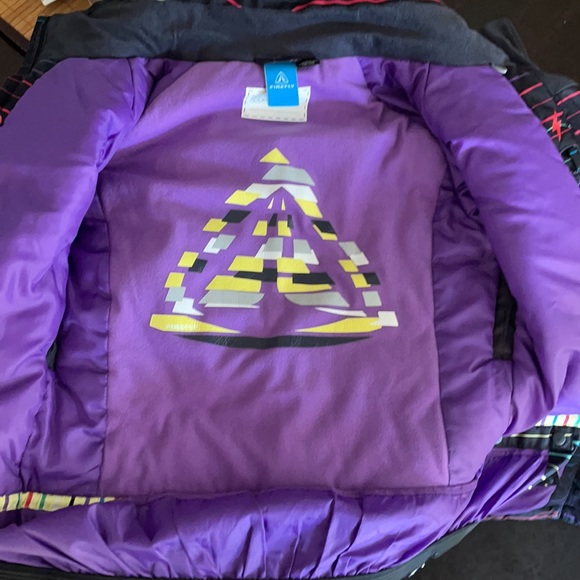 Ski Jacket - Picture 5 of 6